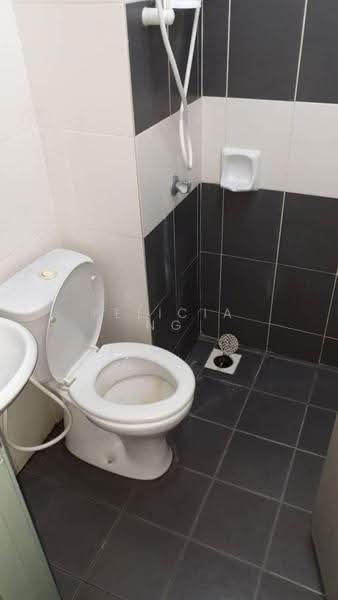 Condominium for Sale at Mutiara Residence - Felicia Ng - Bathroom - PropertyGuru.com.my