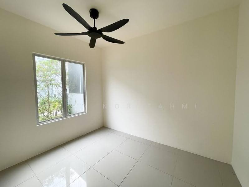 Rumah Teres untuk Dijual di Banting (Selangor) - Mohd Nor Fahmi - PropertyGuru.com.my