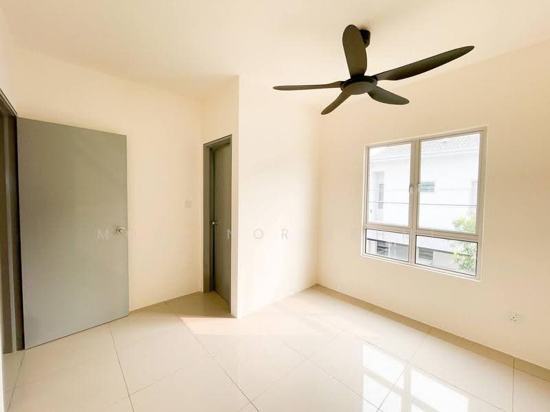 Rumah Teres untuk Dijual di Banting (Selangor) - Mohd Nor Fahmi - PropertyGuru.com.my