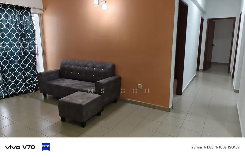 Pangsapuri untuk Disewa di Sri Impian Apartment - Ms Goh - Living Room - PropertyGuru.com.my