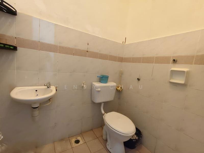 1-storey Terraced House for Sale in Taman Nusa Bestari 2 (Iskandar Puteri (Nusajaya)) - Cendy Chau - Bathroom - PropertyGuru.com.my