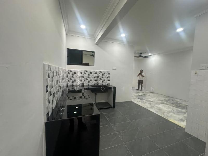 1-storey Terraced House for Sale in Taman Cempaka (Senawang) - Azrul Othman - Interior - PropertyGuru.com.my