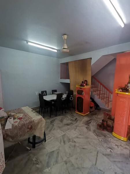 2.5-storey Terraced House for Sale in Taman Sri Bintang (Kepong) - Yau Thai Soo - Dining Room - PropertyGuru.com.my