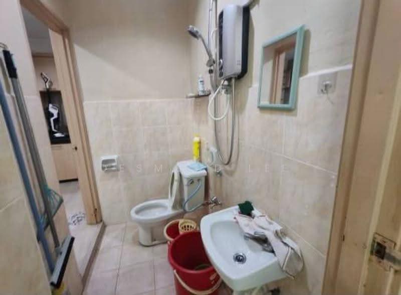 Rumah Teres 2-Tingkat untuk Disewa di Bandar Putra Kulai (Kulai) - Desmond Lee - Bathroom - PropertyGuru.com.my