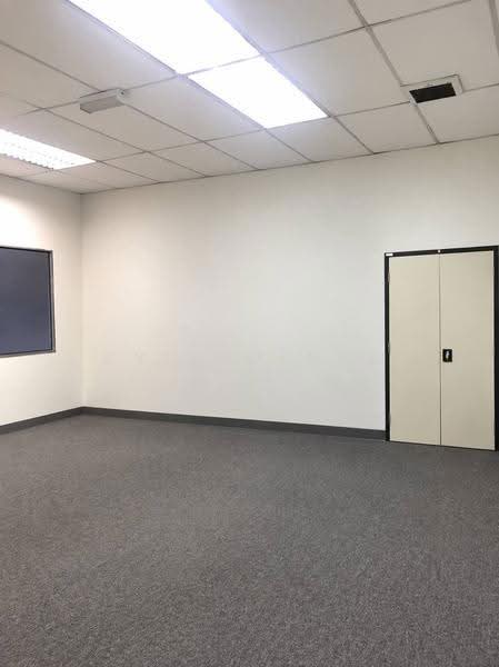 Kilang Teres untuk Disewa di Kawasan Perindustrian Mount Austin (Tebrau) - Kristopher Lee - Interior - PropertyGuru.com.my