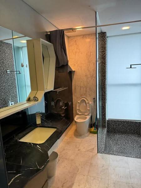 Kediaman Servis untuk Dijual di Verve Suites - Terry Lee - Bathroom - PropertyGuru.com.my