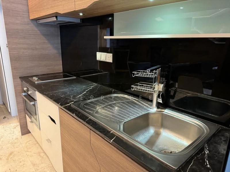 Kediaman Servis untuk Dijual di Verve Suites - Terry Lee - Kitchen - PropertyGuru.com.my