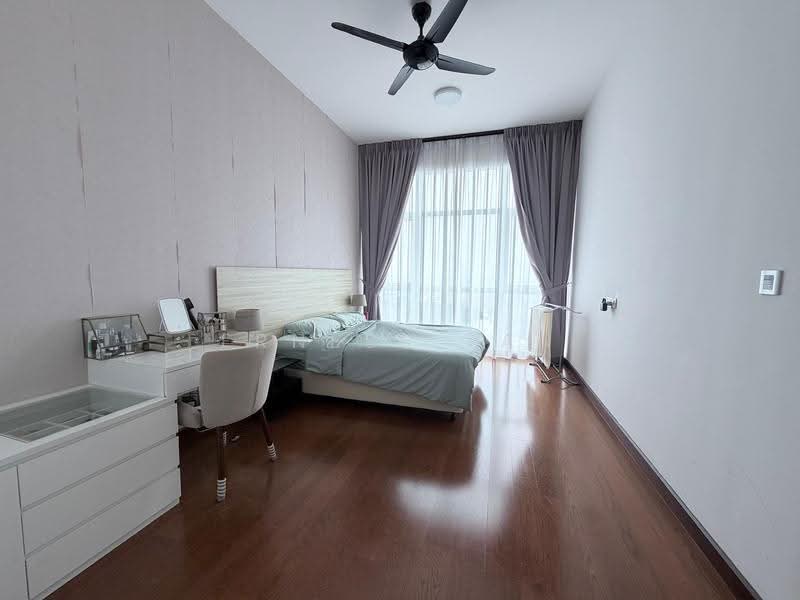 Kediaman Servis untuk Dijual di Paragon Residences @ Straits View - Erness Tan - PropertyGuru.com.my