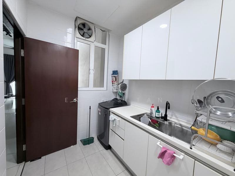 Kediaman Servis untuk Dijual di Paragon Residences @ Straits View - Erness Tan - PropertyGuru.com.my