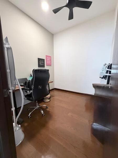 Kediaman Servis untuk Dijual di Paragon Residences @ Straits View - Erness Tan - PropertyGuru.com.my