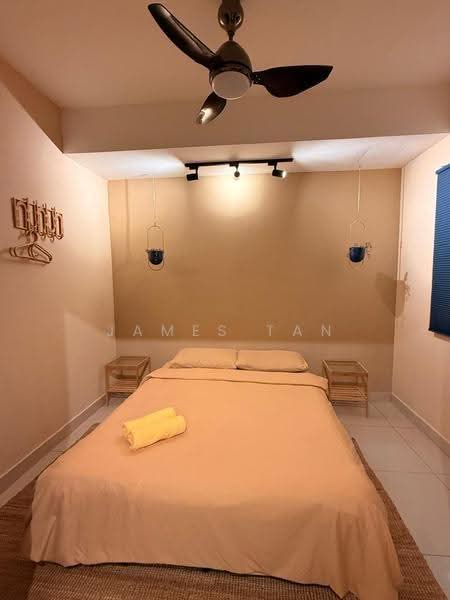 Kediaman Servis untuk Dijual di Maritime Suite - James Tan - Bedroom - PropertyGuru.com.my