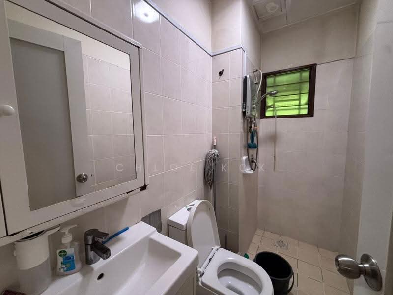 Rumah Teres 2-Tingkat untuk Dijual di Kota Emerald (Rawang) - Chloe Kok - Bathroom - PropertyGuru.com.my