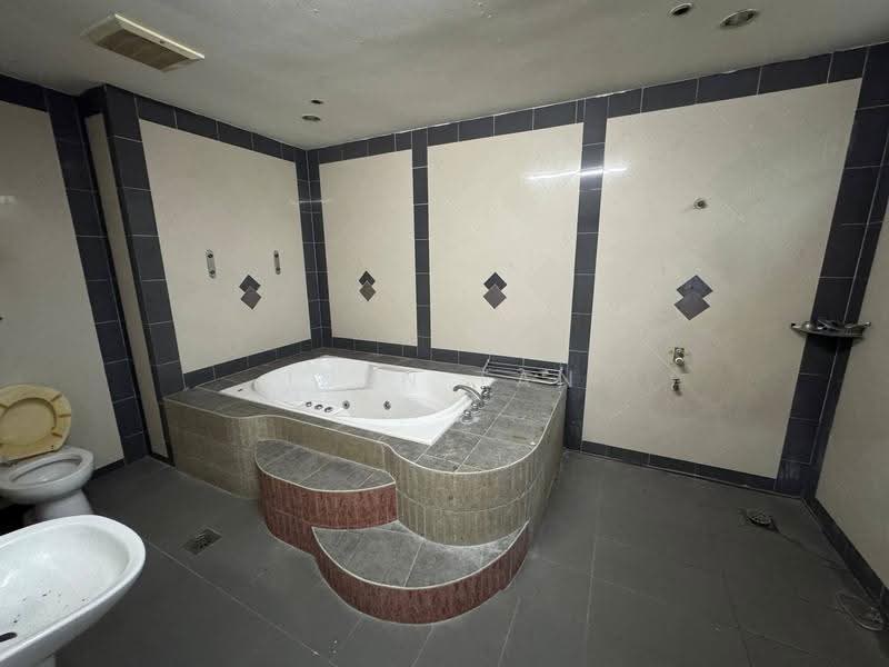 Rumah Teres 1-Tingkat untuk Dijual di Taman Puteri Wangsa (Ulu Tiram) - Iden Tan - Bathroom - PropertyGuru.com.my