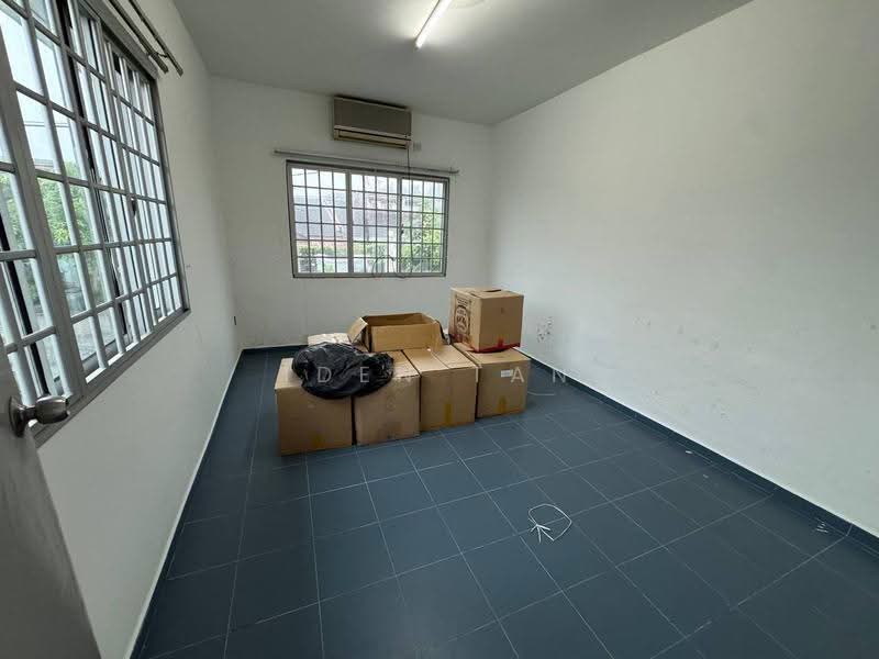 Rumah Teres 1-Tingkat untuk Dijual di Taman Puteri Wangsa (Ulu Tiram) - Iden Tan - Interior - PropertyGuru.com.my