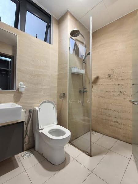 Kediaman Servis untuk Dijual di Crescent Bay Suites (Teluk Bayu) - Ken Chai - PropertyGuru.com.my