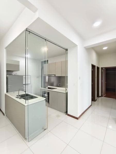 Kediaman Servis untuk Dijual di Crescent Bay Suites (Teluk Bayu) - Ken Chai - Kitchen - PropertyGuru.com.my