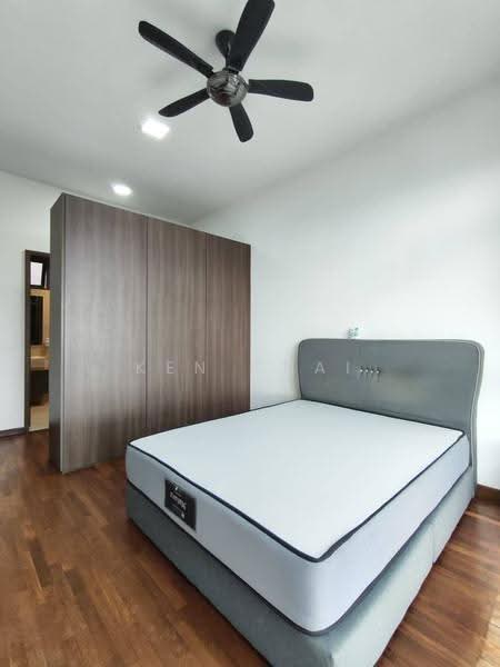 Kediaman Servis untuk Dijual di Crescent Bay Suites (Teluk Bayu) - Ken Chai - PropertyGuru.com.my