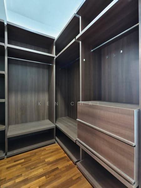 Kediaman Servis untuk Dijual di Crescent Bay Suites (Teluk Bayu) - Ken Chai - PropertyGuru.com.my