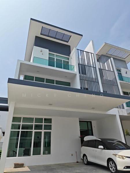 Rumah Berkembar untuk Disewa di Cyberjaya (Selangor) - Micky Cheng - PropertyGuru.com.my