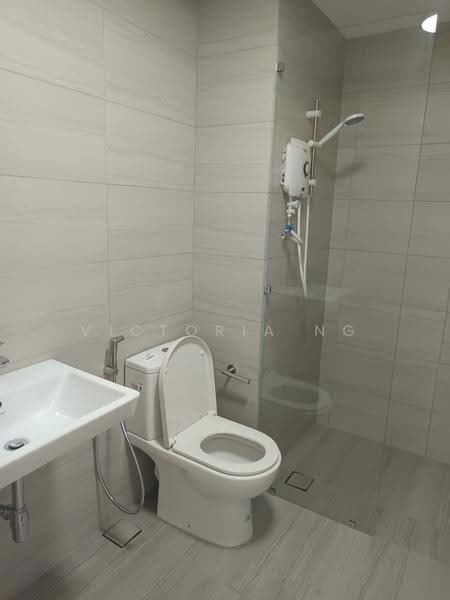 Service Residence for Rent at BeCentral @ i-City - Victoria Ng - Bathroom - PropertyGuru.com.my