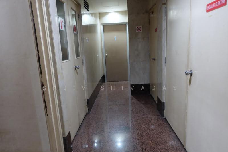 Office for Sale in Kuala Lumpur (Kuala Lumpur) - Sajiv Shivadas - Corridor - PropertyGuru.com.my
