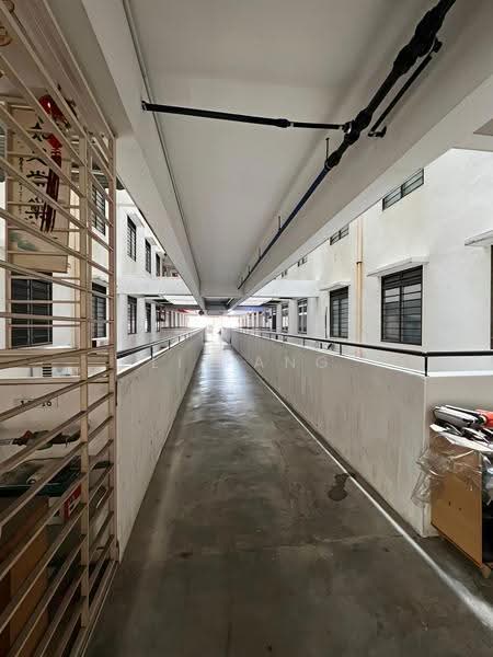 Pangsapuri untuk Dijual di Sri Aman Block C (Sri Aman Block 1 & 3) - Li Fang - Corridor - PropertyGuru.com.my