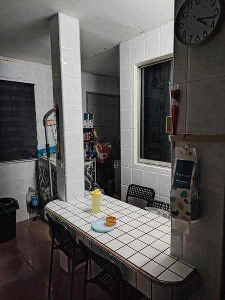 Rumah Teres 2-Tingkat untuk Dijual di Taman Cheras Perdana (Cheras) - Kah Hing - Dining Room - PropertyGuru.com.my