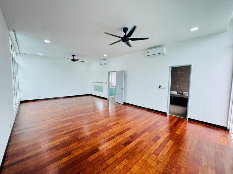 Rumah Berkembar untuk Disewa di Cyberjaya (Selangor) - Jared Wong - Living Room - PropertyGuru.com.my