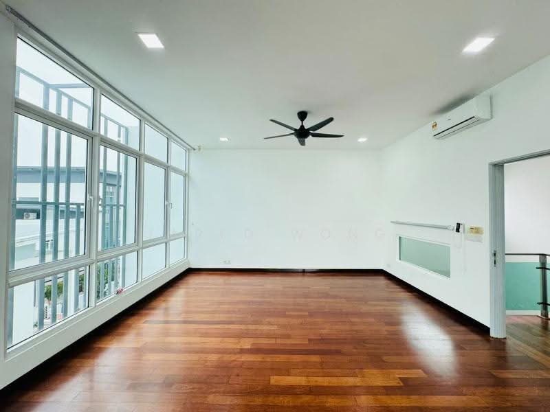 Rumah Berkembar untuk Disewa di Cyberjaya (Selangor) - Jared Wong - Living Room - PropertyGuru.com.my