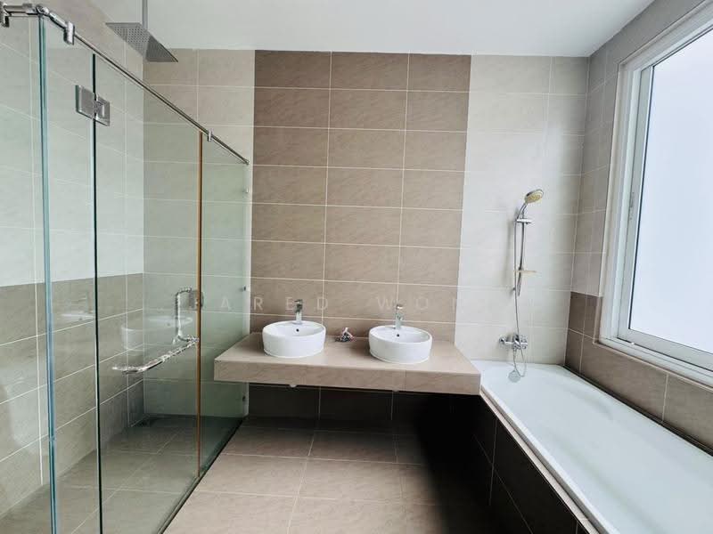Rumah Berkembar untuk Disewa di Cyberjaya (Selangor) - Jared Wong - Bathroom - PropertyGuru.com.my