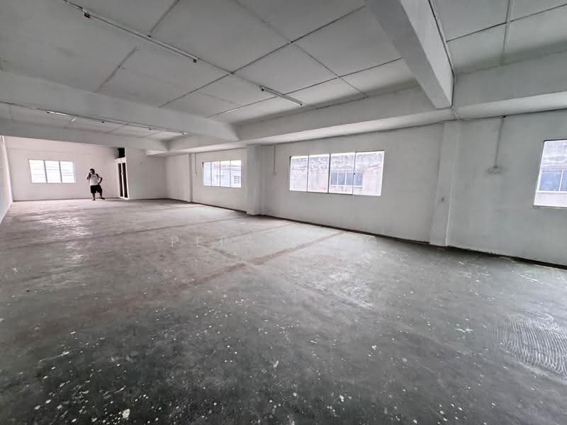 Factory for Rent in Pandamaran (Klang) - Pepsi Ang - Interior - PropertyGuru.com.my