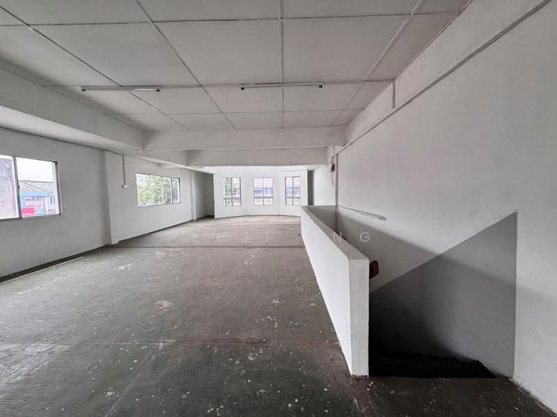 Factory for Rent in Pandamaran (Klang) - Pepsi Ang - Interior - PropertyGuru.com.my