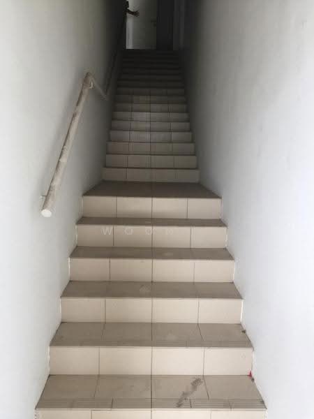 Shop for Sale in Taman Malim Jaya (Bachang) - Woon . - Corridor - PropertyGuru.com.my