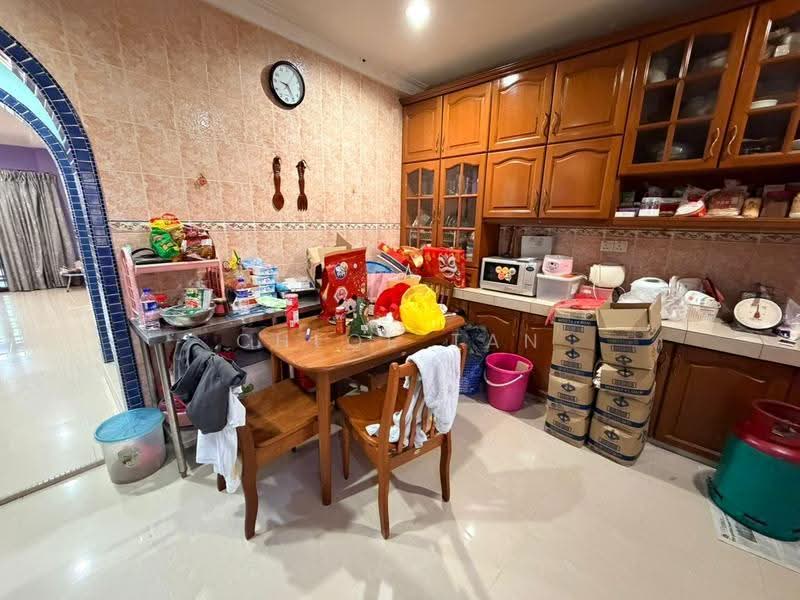 2-storey Terraced House for Sale in Bandar Bukit Raja (Klang) - Chloe Tan - Kitchen - PropertyGuru.com.my