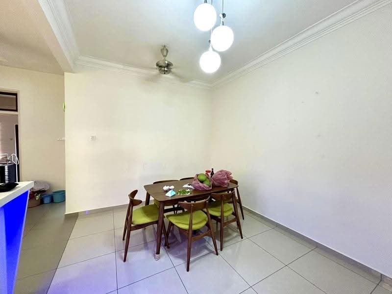 2-storey Terraced House for Rent in Taman Mutiara Rini (Skudai) - Jeny Loo - Dining Room - PropertyGuru.com.my