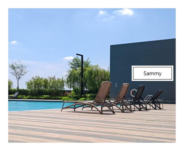 Service Residence for Rent at Sinaran @ Utropolis - Sammy Tiew - Pool - PropertyGuru.com.my