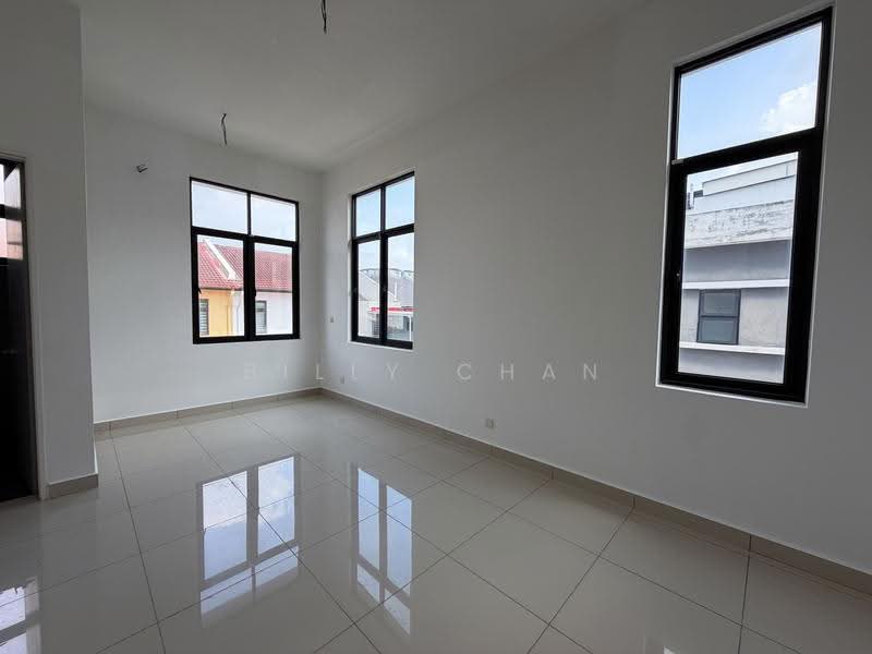 Bungalow House for Sale in Serdang (Seri Kembangan) - Billy Chan - Interior - PropertyGuru.com.my