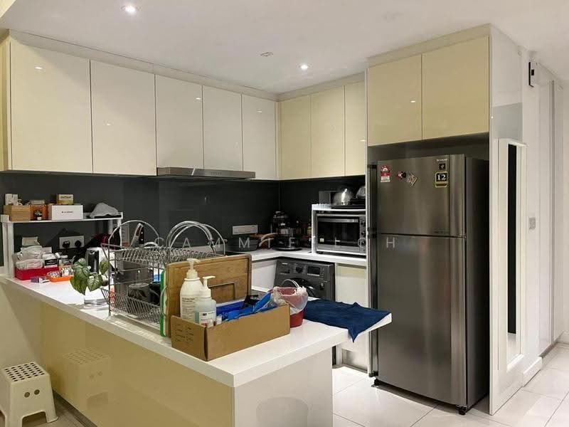 Condominium for Sale at Westside Three - Cammie Loh - Kitchen - PropertyGuru.com.my