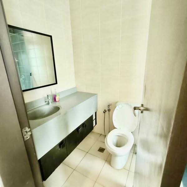 Condominium for Rent at Shaftsbury Residence - Kar Hooi - Bathroom - PropertyGuru.com.my