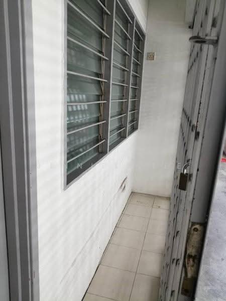 Pangsapuri untuk Dijual di Eastern Court - Jennifer Lee - Exterior - PropertyGuru.com.my
