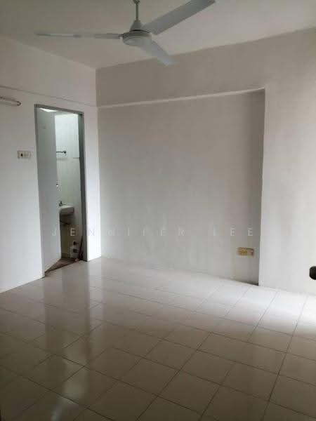 Pangsapuri untuk Dijual di Eastern Court - Jennifer Lee - Interior - PropertyGuru.com.my