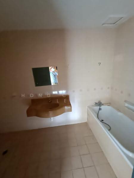 Condominium for Rent at Polo Park - Hong Charng Lee - Bathroom - PropertyGuru.com.my
