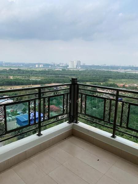 Kondominium untuk Dijual di Laguna Heights (Bukit Laguna) - Wee Howe - Balcony - PropertyGuru.com.my