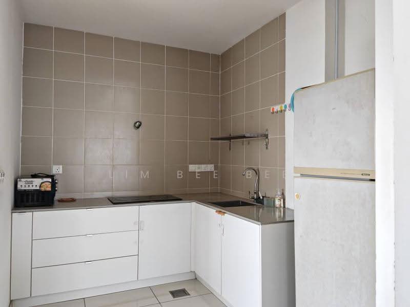 Kediaman Servis untuk Disewa di Icon Residenz 2 @ Icon City - Lim Bee Bee - Kitchen - PropertyGuru.com.my