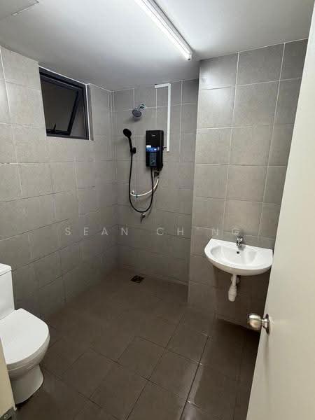 Kediaman Servis untuk Disewa di Casa Embun - Sean Ch’ng - Bathroom - PropertyGuru.com.my
