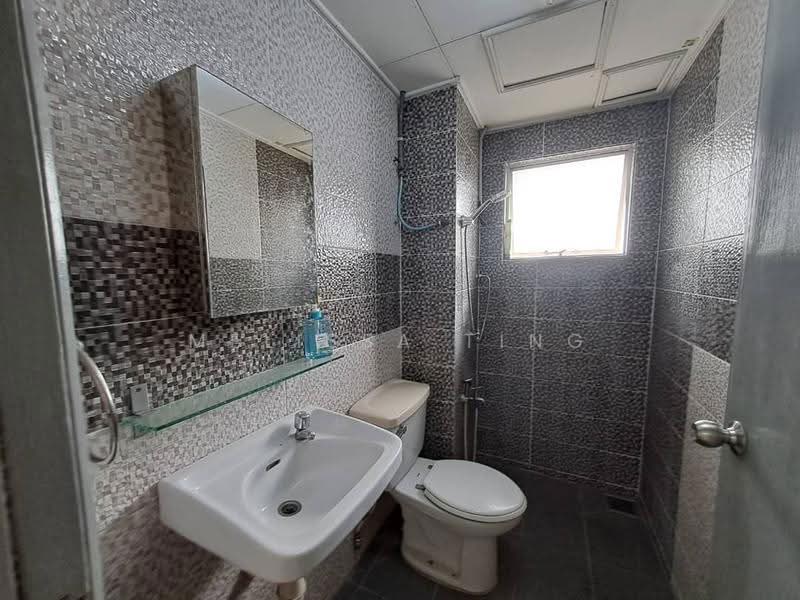 Kondominium untuk Disewa di Seri Hijauan - Melissa Ting - Bathroom - PropertyGuru.com.my