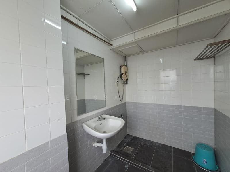 Kondominium untuk Disewa di Seri Hijauan - Melissa Ting - Bathroom - PropertyGuru.com.my