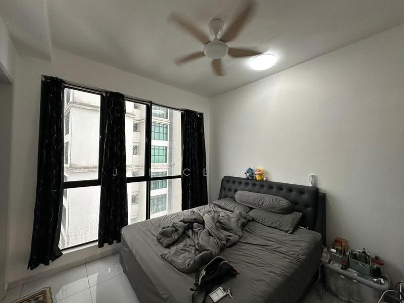 Kediaman Servis untuk Dijual di Sky Trees - Janice Teo - Bedroom - PropertyGuru.com.my