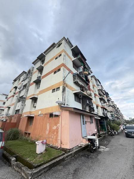 Flat for Sale at Desa Permai Indah Flat - Fariq Khairil - Exterior - PropertyGuru.com.my