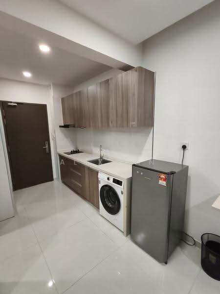 Kediaman Servis untuk Disewa di Country Garden Central Park - ALEX TAN - Kitchen - PropertyGuru.com.my